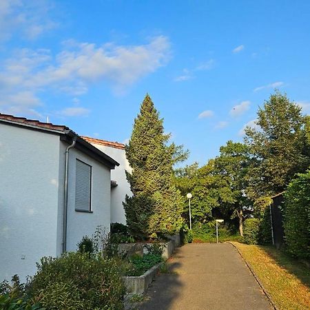 Ferienzimmer Bei Thomas - Gemuetliches Schlaf- Und Wohnzimmer Mit Modernem Bad อูล์ม ภายนอก รูปภาพ