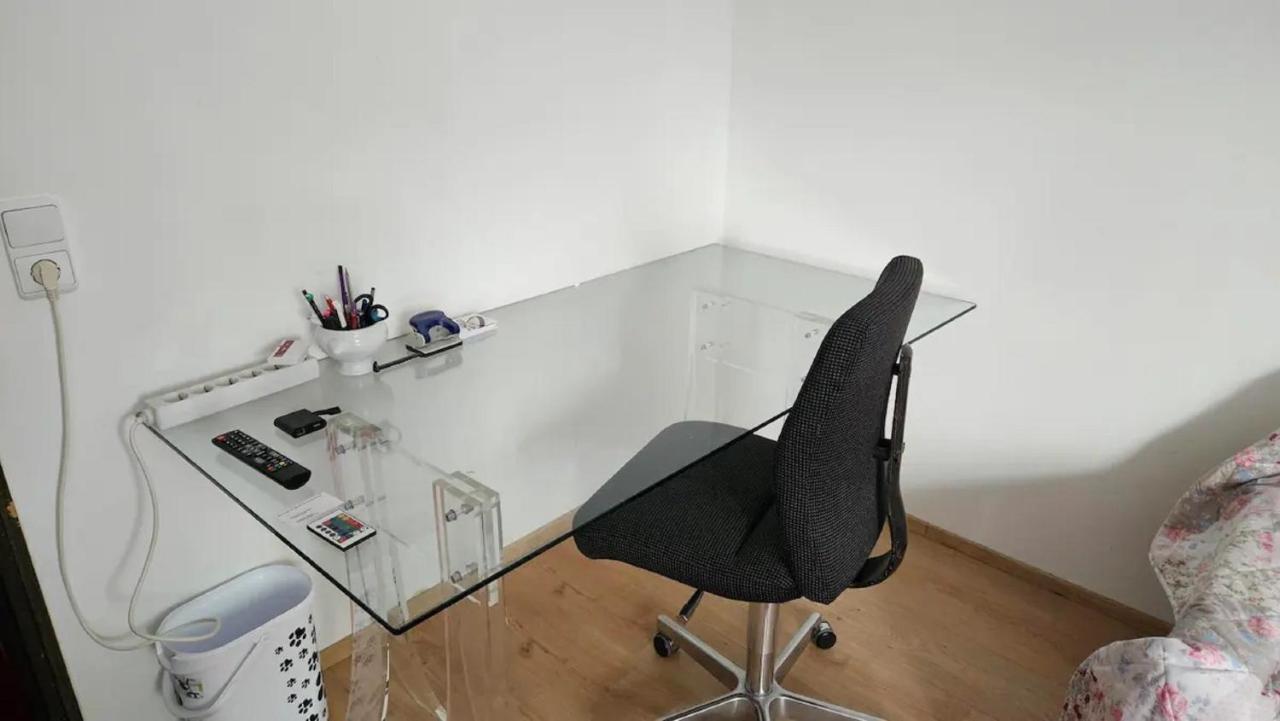 Ferienzimmer Bei Thomas - Gemuetliches Schlaf- Und Wohnzimmer Mit Modernem Bad อูล์ม ภายนอก รูปภาพ